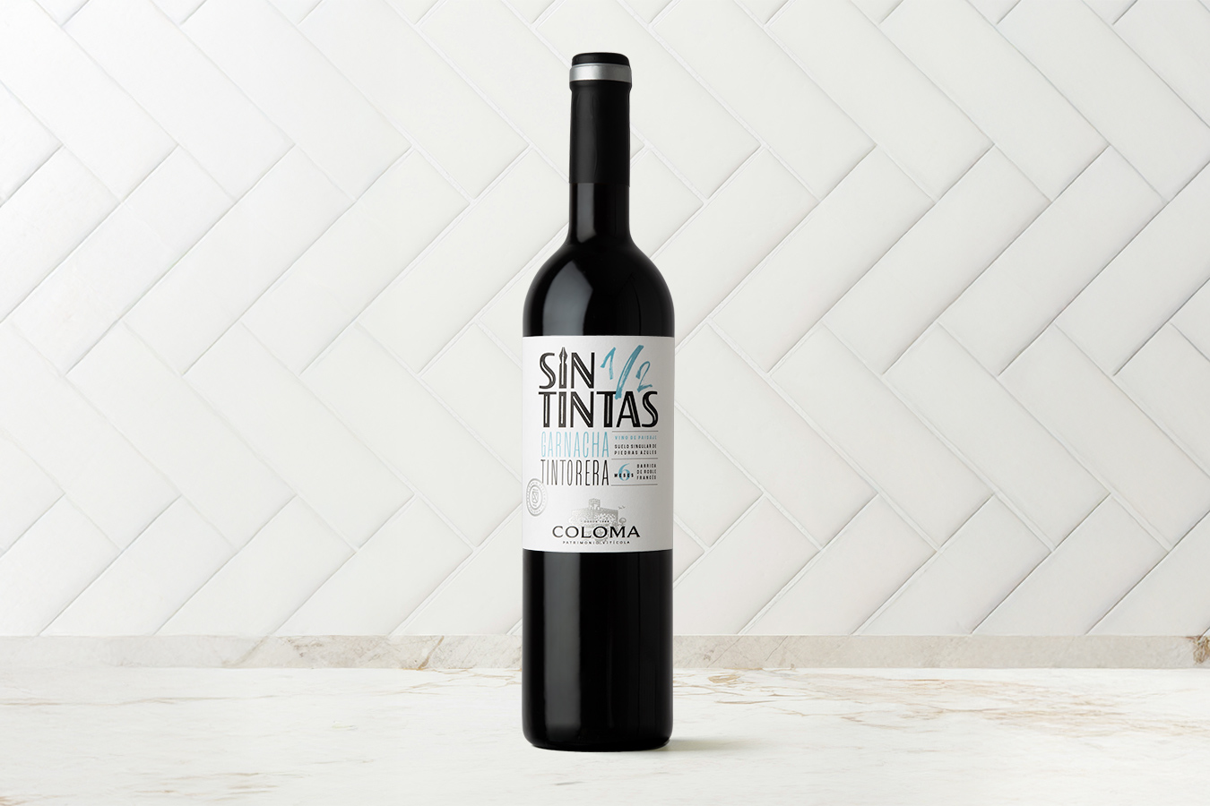 Diseño de packaging para vino Sin Medias Tintas - Eva Arias Graphic Studio