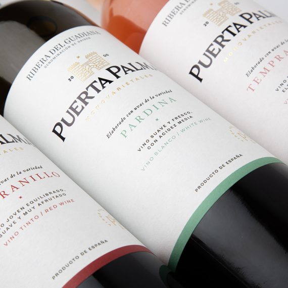 Diseño de packaging para vinos Puerta Palma - Eva Arias Graphic Studio