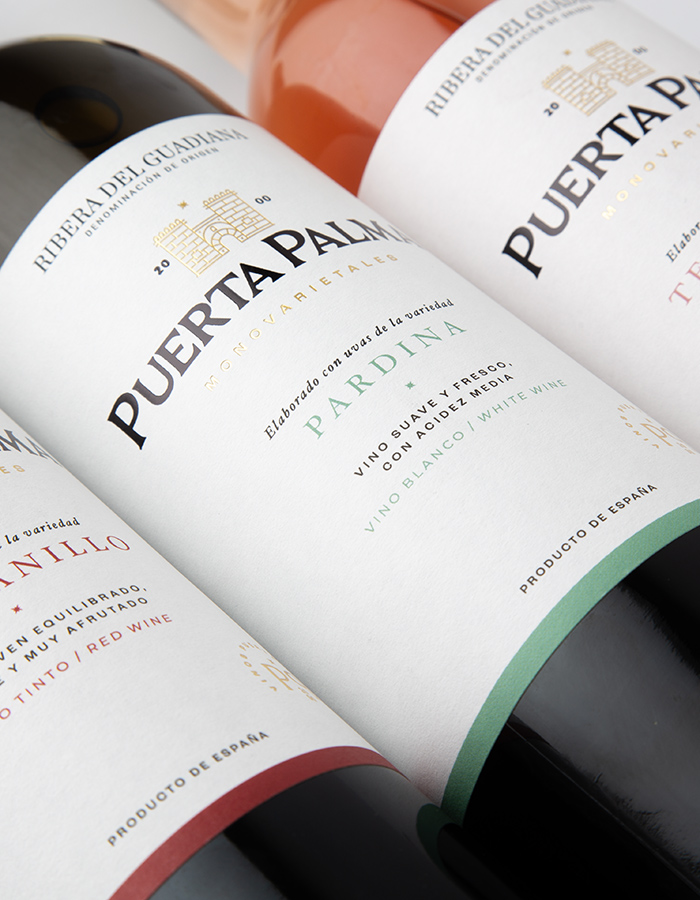 Diseño de packaging para vinos Puerta Palma - Eva Arias Graphic Studio