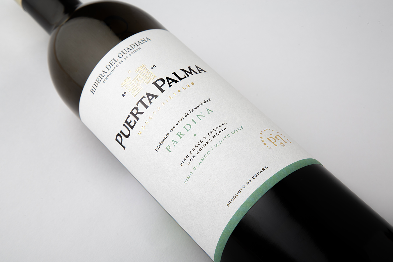 Diseño de packaging para vinos Puerta Palma - Eva Arias Graphic Studio
