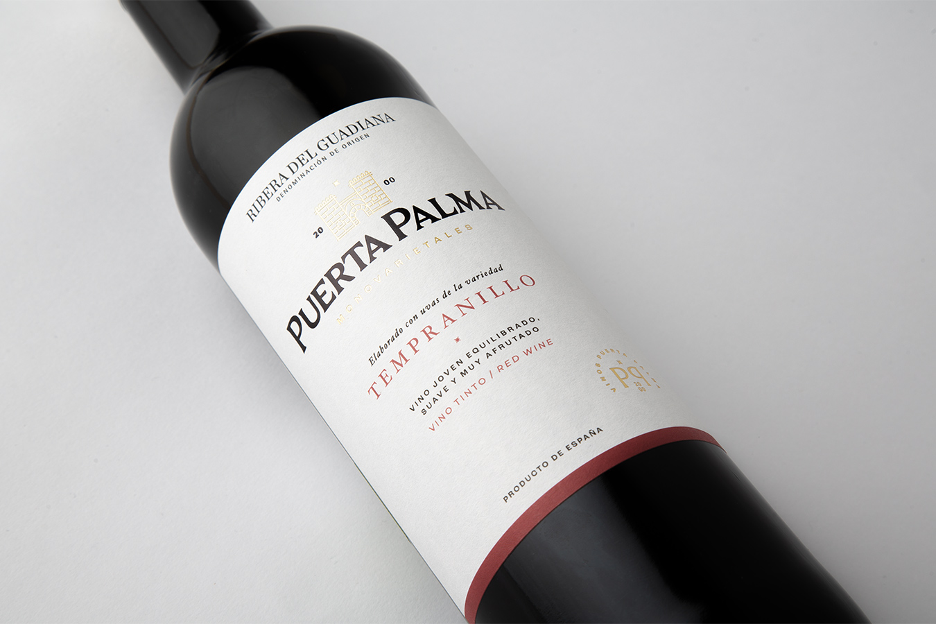 Diseño de packaging para vinos Puerta Palma - Eva Arias Graphic Studio