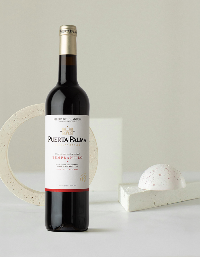 Diseño de packaging para vinos Puerta Palma - Eva Arias Graphic Studio