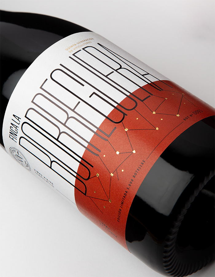 Finca la Borreguera - diseño de packaging de vino - Eva Arias Studio Finca la Borreguera - diseño de packaging de vino - Eva Arias Studio